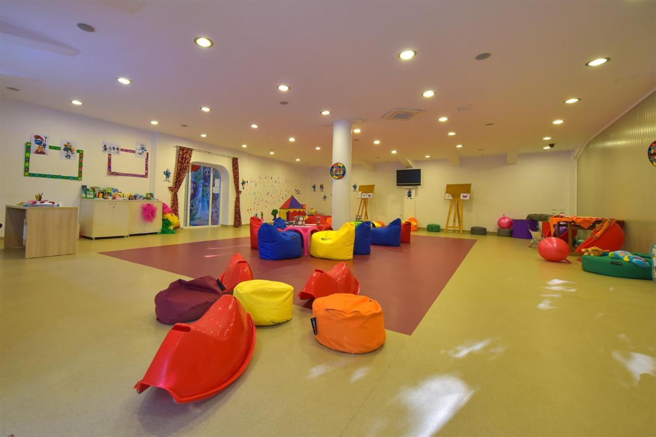 Complex Mediteranean Mamaia Ngoại thất bức ảnh