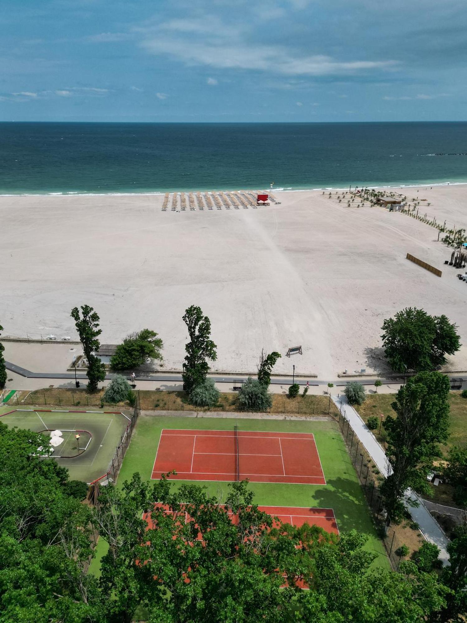 Complex Mediteranean Mamaia Ngoại thất bức ảnh